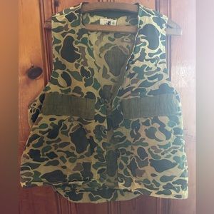 black sheep • vintage hunting vest frog camo game jacket bird pocket women